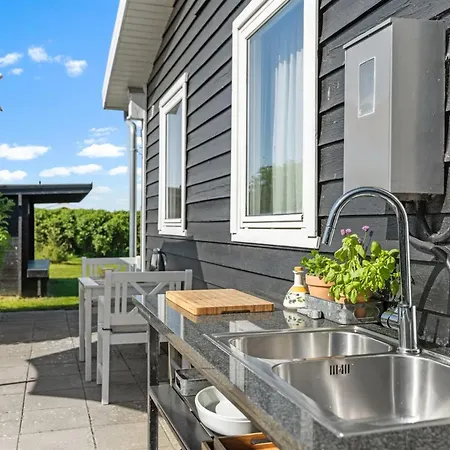 Feriehus Iven - 140m From The Sea By Interhome Otterup