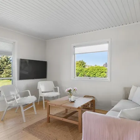 Feriehus Iven - 140m From The Sea By Interhome *